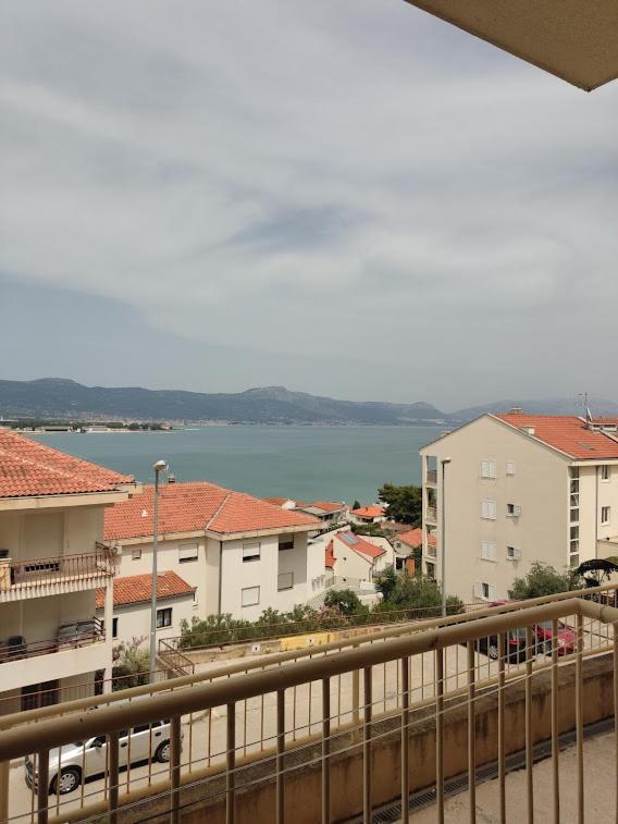 Deep Blue Apartment 特罗吉尔 外观 照片